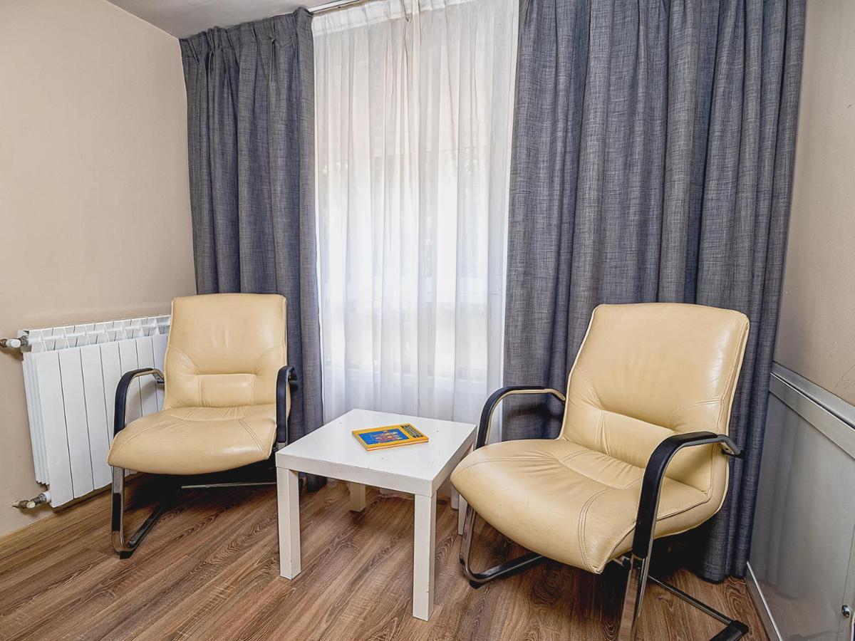 Hostal Real Aranjuez Exterior photo